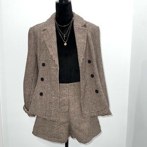 Womens blazer suit & shorts